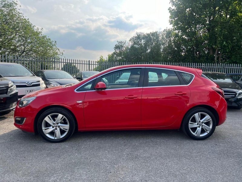 VAUXHALL ASTRA