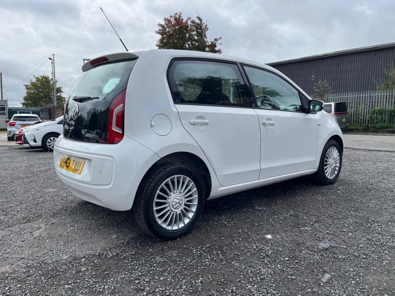 VOLKSWAGEN UP