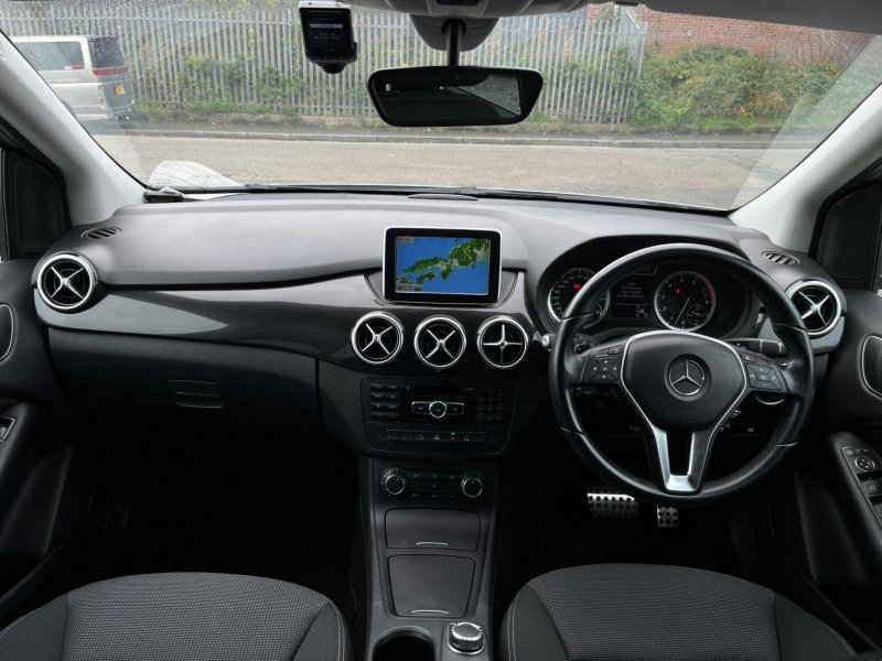 MERCEDES-BENZ B CLASS