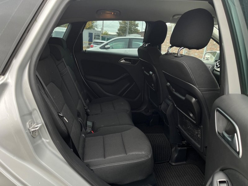 MERCEDES-BENZ B CLASS