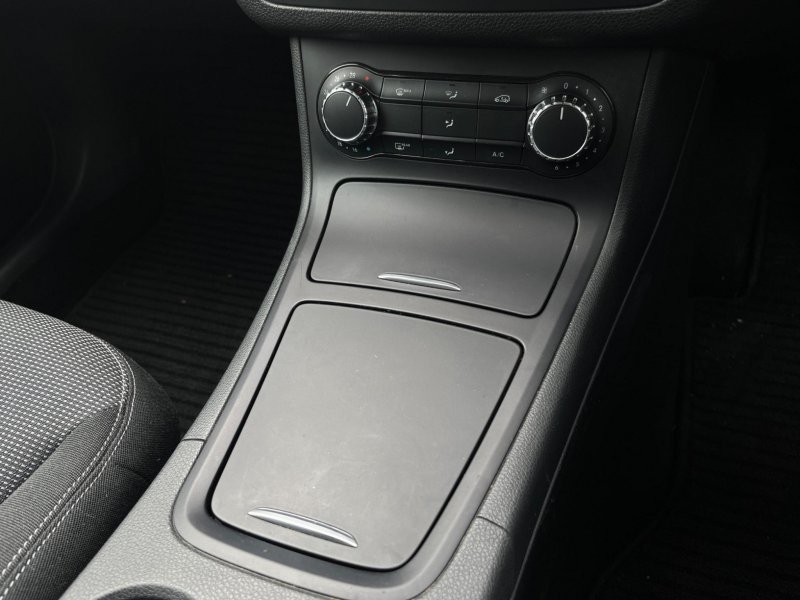 MERCEDES-BENZ B CLASS