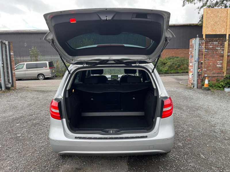 MERCEDES-BENZ B CLASS