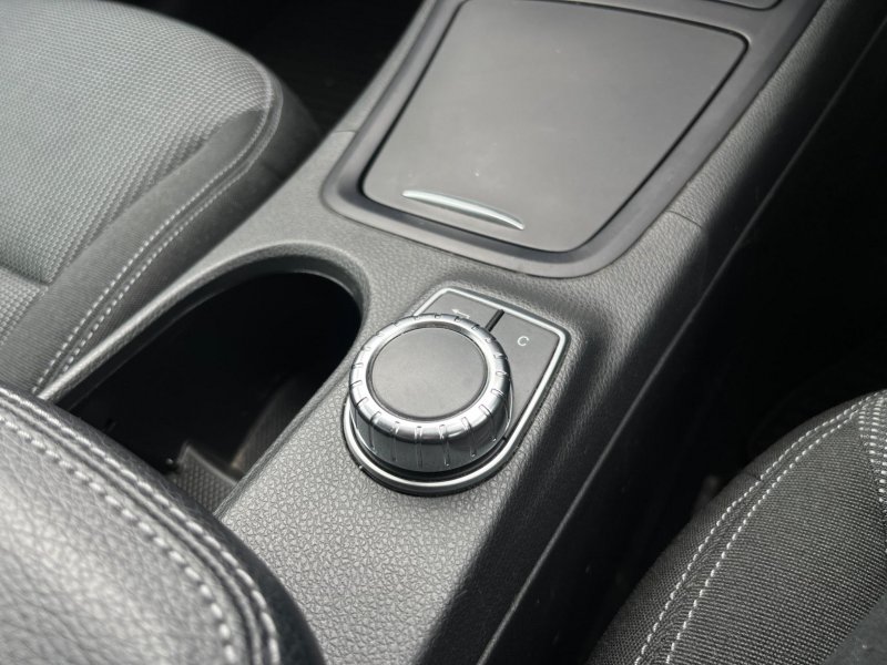MERCEDES-BENZ B CLASS