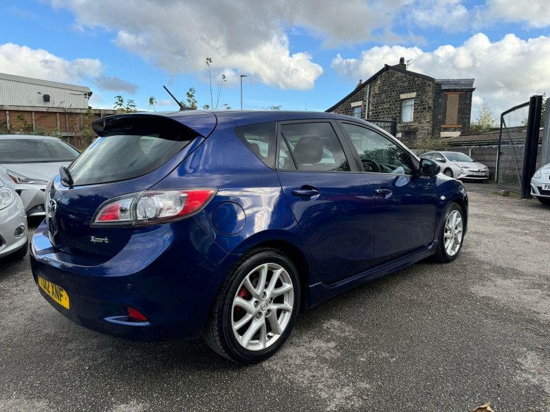 MAZDA MAZDA3