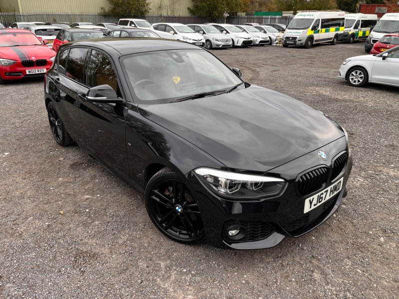 BMW 1 SERIES