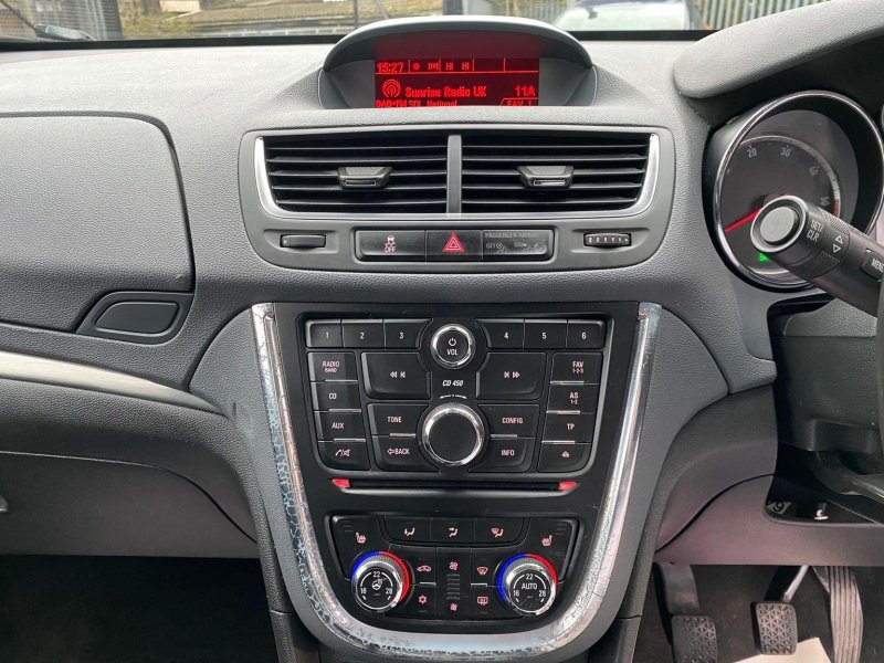 VAUXHALL MOKKA