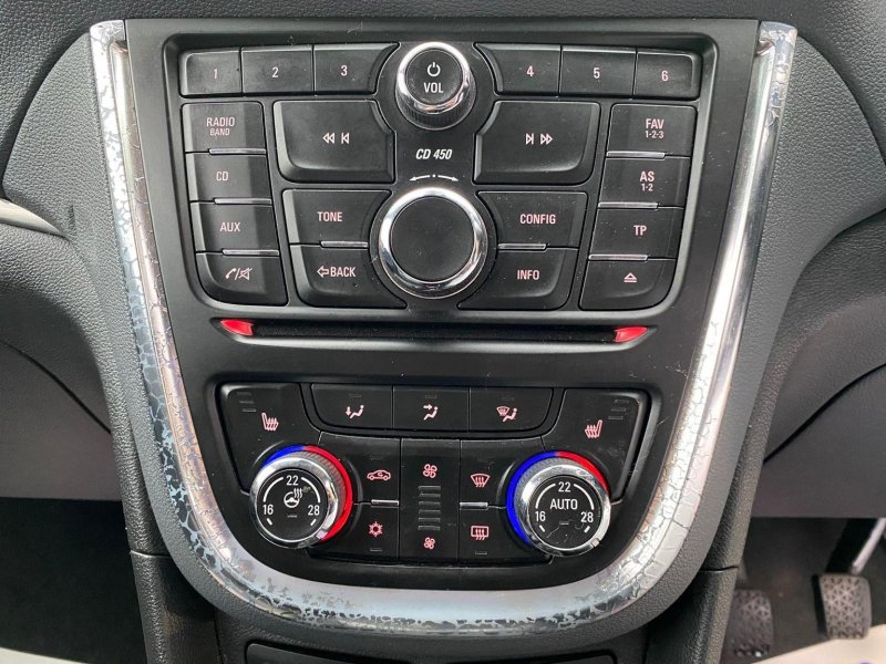 VAUXHALL MOKKA