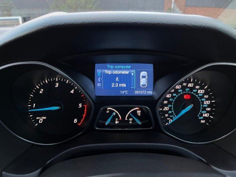 FORD FOCUS