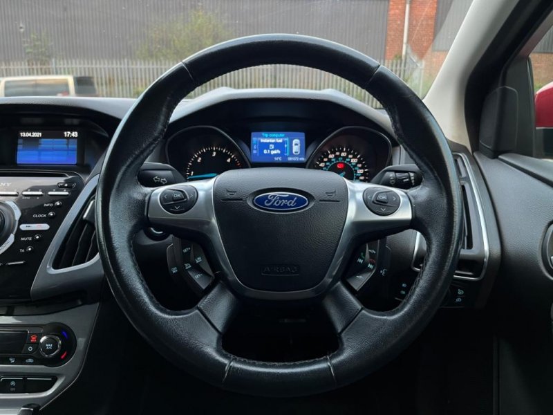 FORD FOCUS