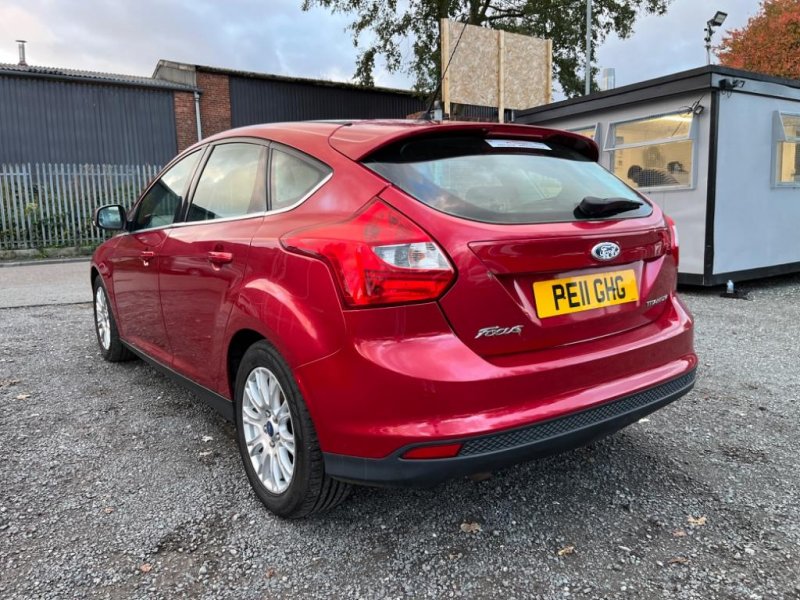 FORD FOCUS