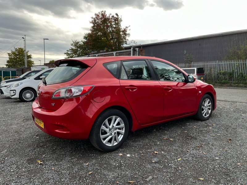 MAZDA MAZDA3