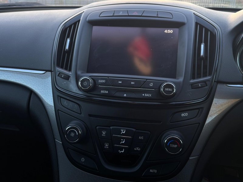 VAUXHALL INSIGNIA