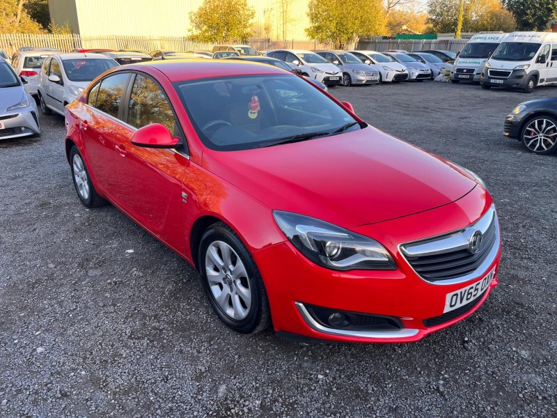 VAUXHALL INSIGNIA