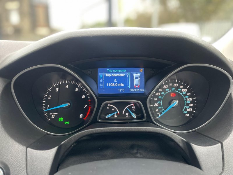 FORD FOCUS