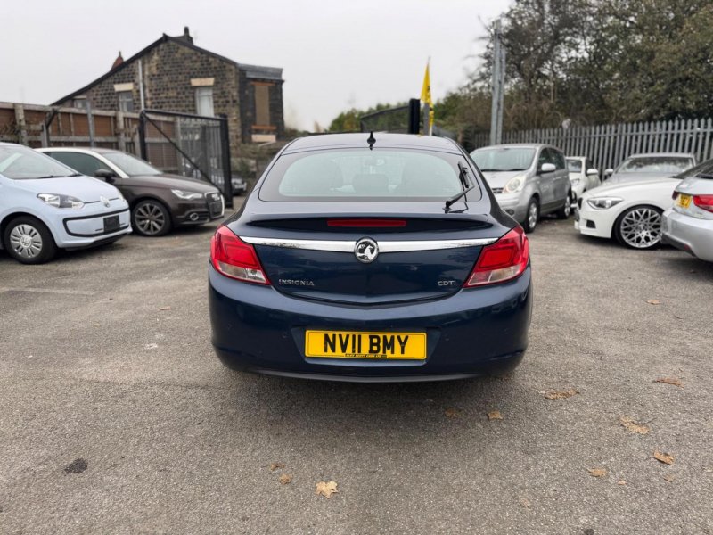 VAUXHALL INSIGNIA
