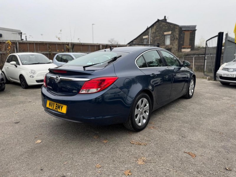 VAUXHALL INSIGNIA