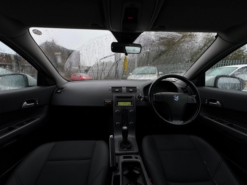 VOLVO C30