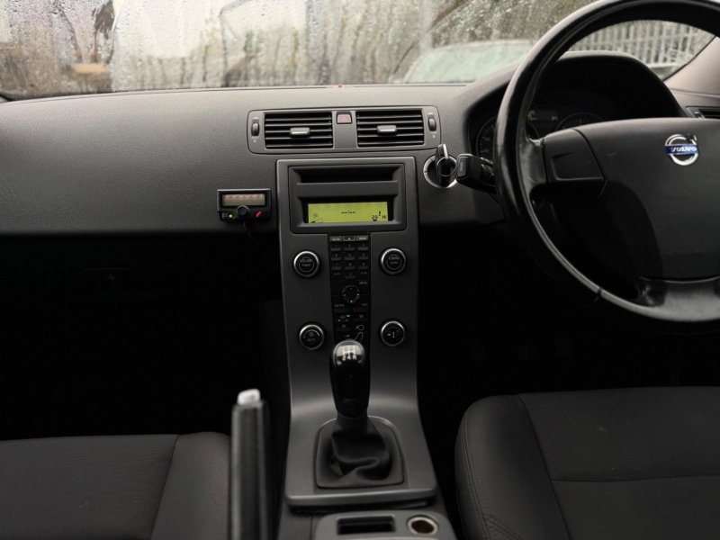 VOLVO C30