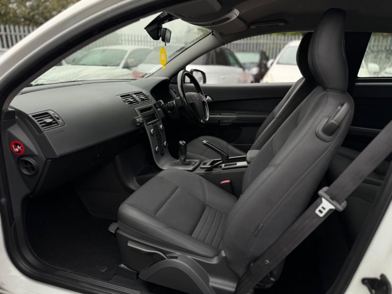 VOLVO C30