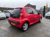 PEUGEOT 107