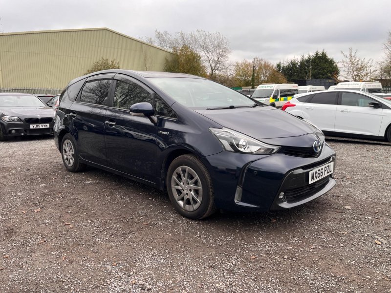 TOYOTA PRIUS+