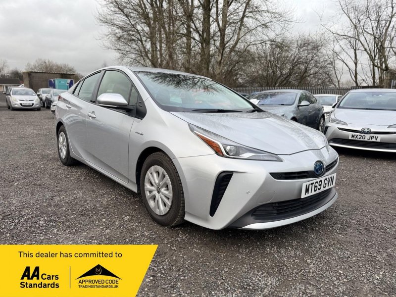 TOYOTA PRIUS