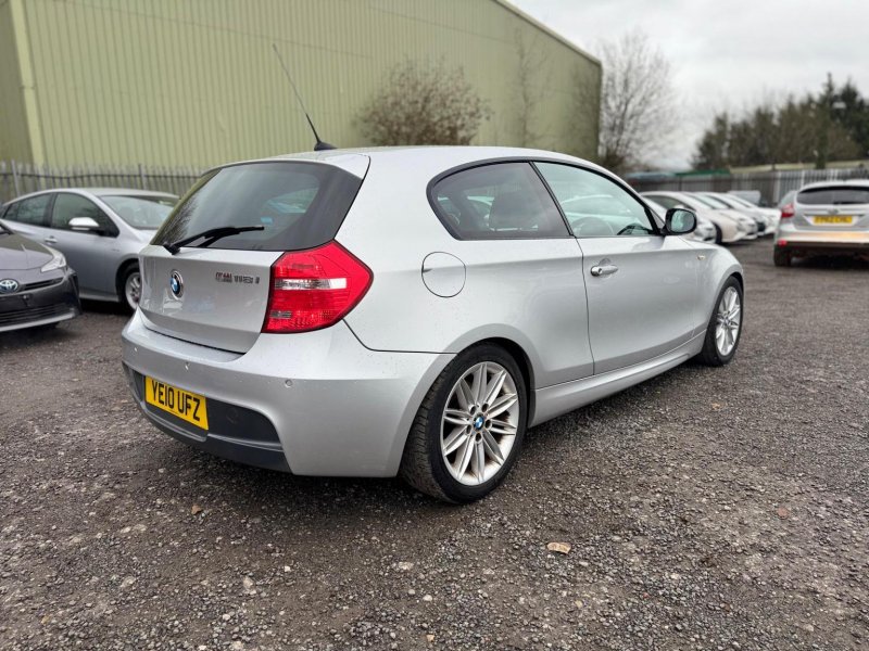BMW 1 SERIES