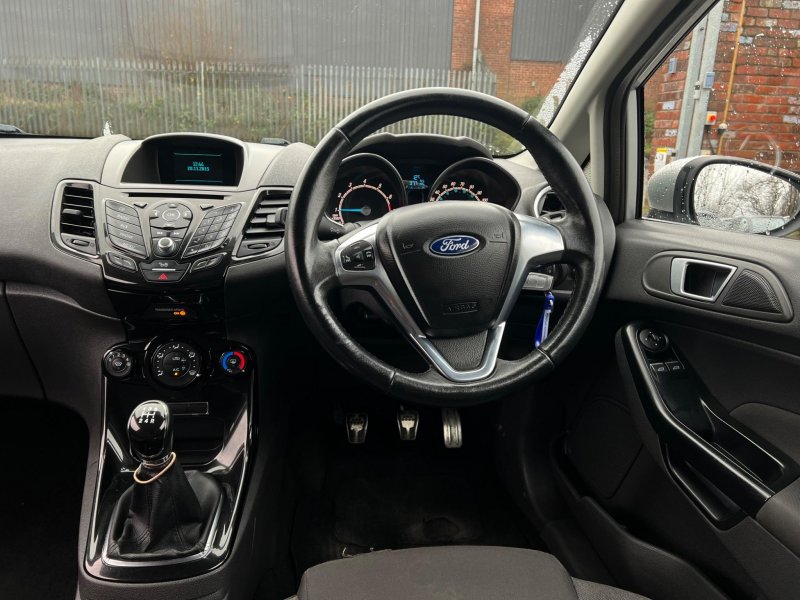 FORD FIESTA