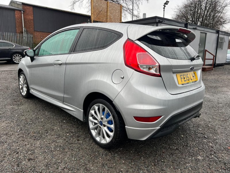 FORD FIESTA