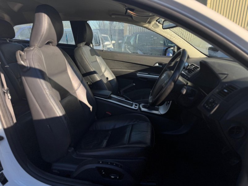 VOLVO C30