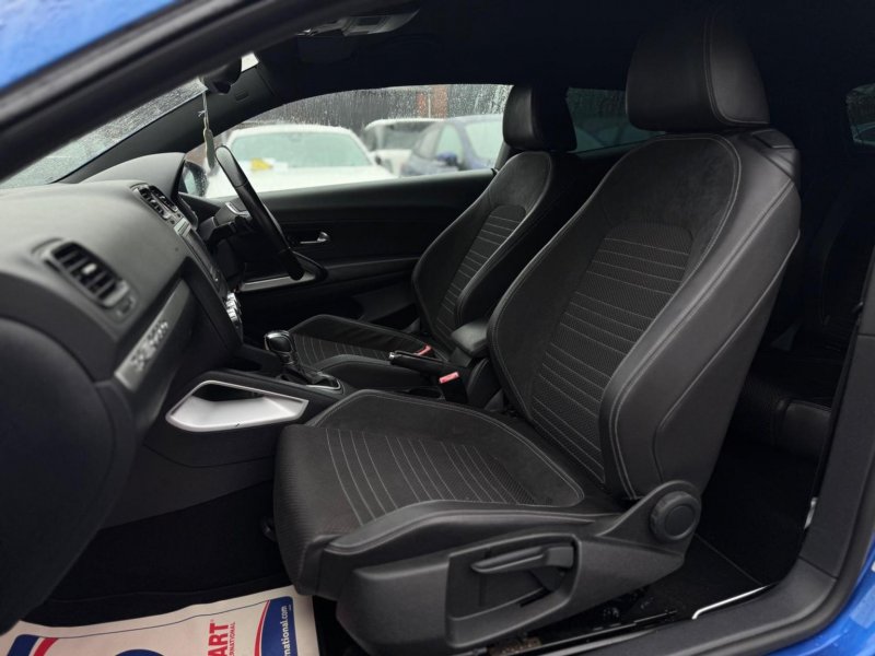 VOLKSWAGEN SCIROCCO