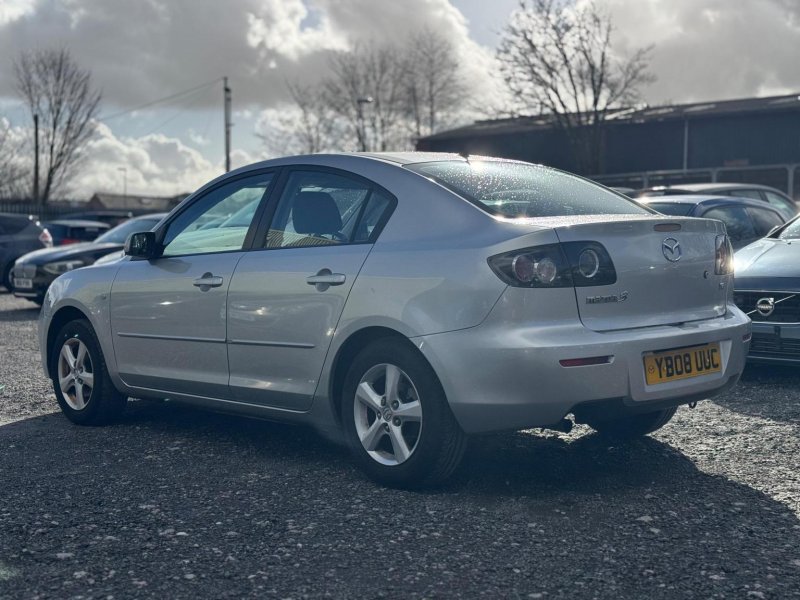 MAZDA MAZDA3