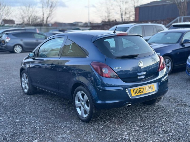 VAUXHALL CORSA
