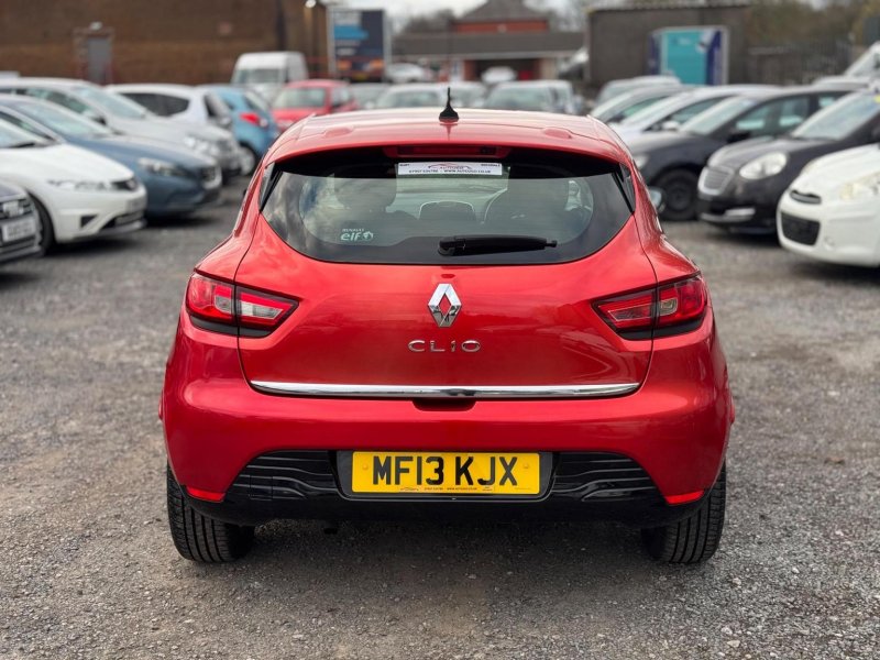 RENAULT CLIO