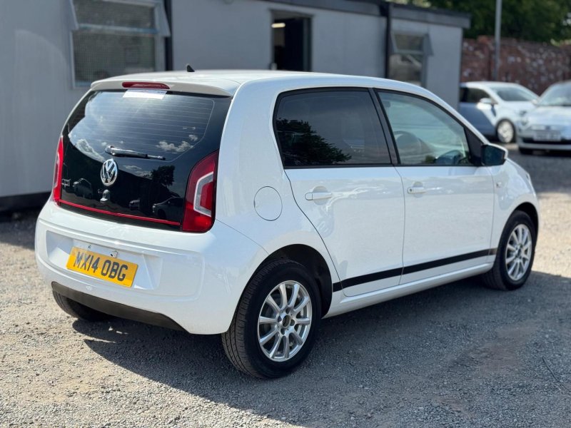 VOLKSWAGEN UP