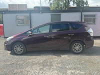 TOYOTA PRIUS+